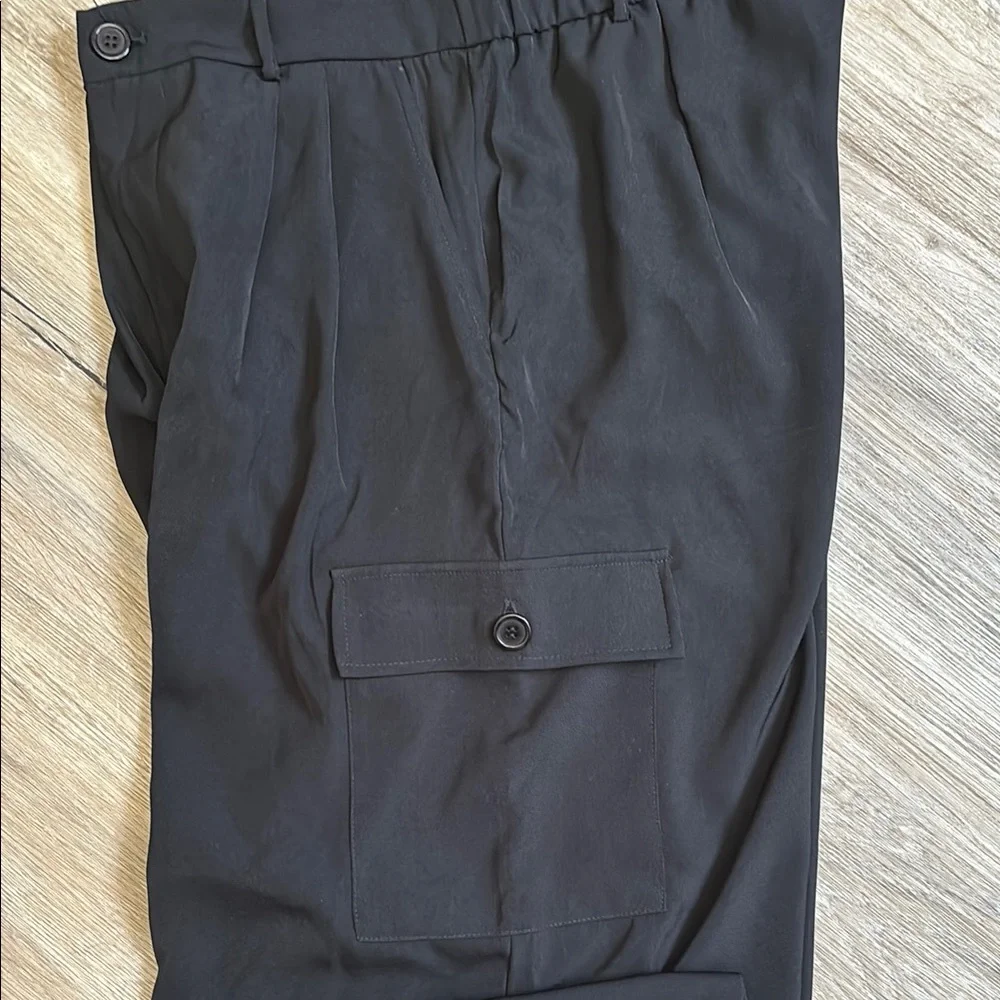 Elegant Black Wide Leg Cargo Pants dressy size 12 - Picture 4 of 4